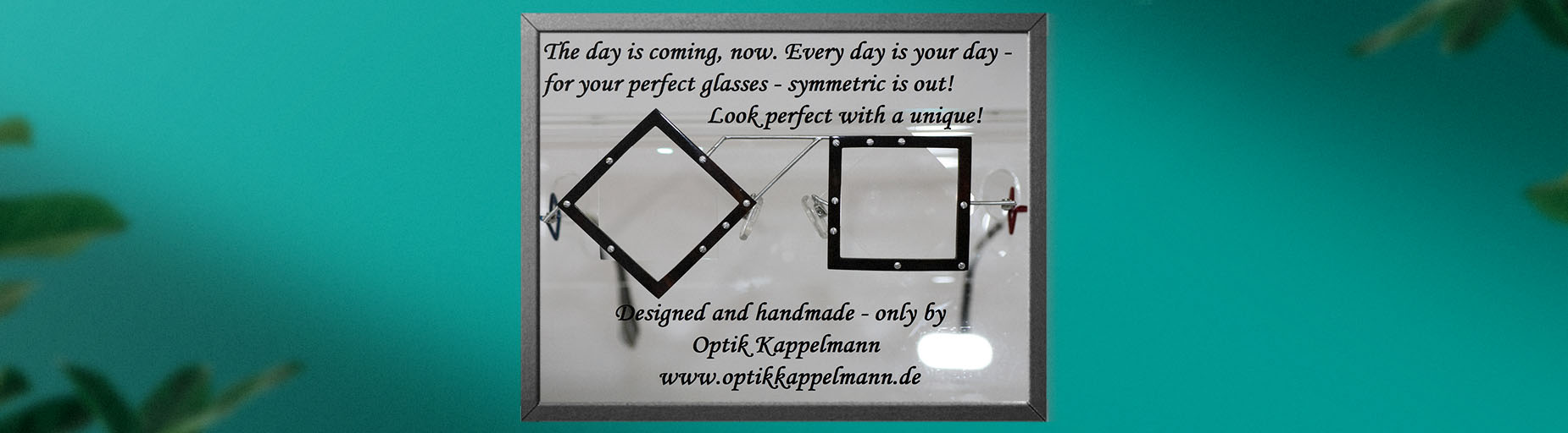 Büste mit Brille von Optik Kappelmann