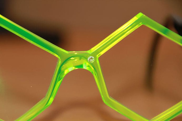 2019 - Brille PMMA Neon Grün