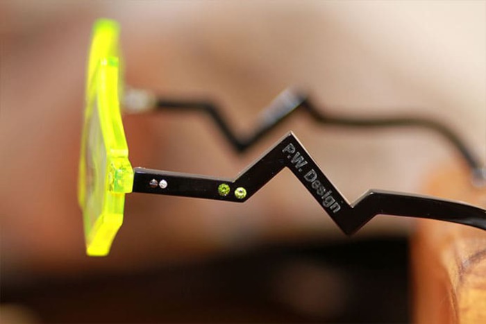 2019 - Brille PMMA Neon Grün