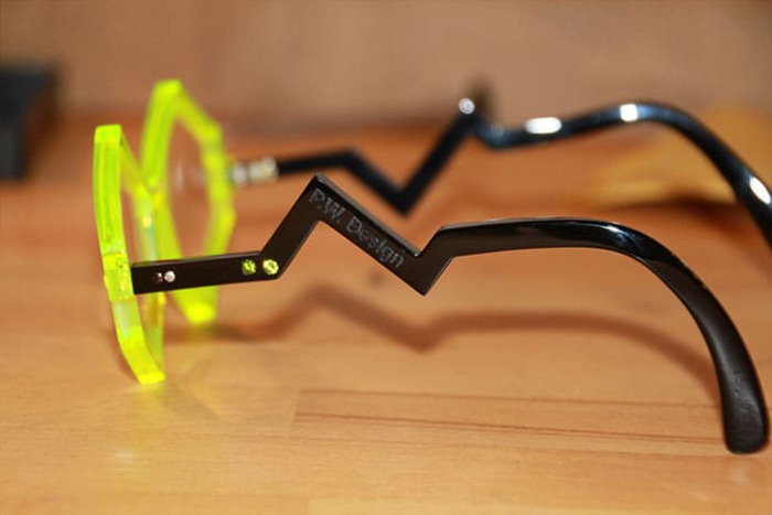 2019 - Brille PMMA Neon Grün