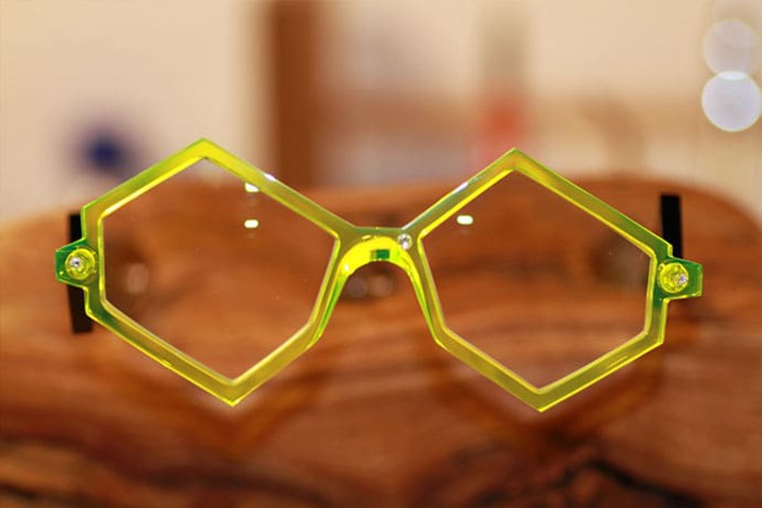 2019 - Brille PMMA Neon Grün