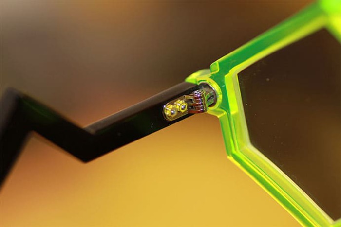 2019 - Brille PMMA Neon Grün