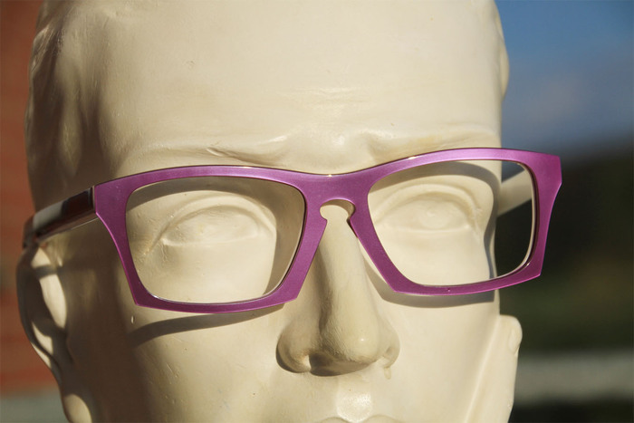 2024 - die Lila-weiße Brille