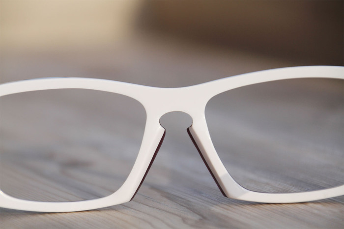 2024 - die Lila-weiße Brille