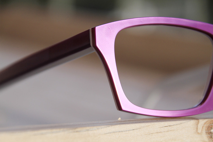 2024 - die Lila-weiße Brille